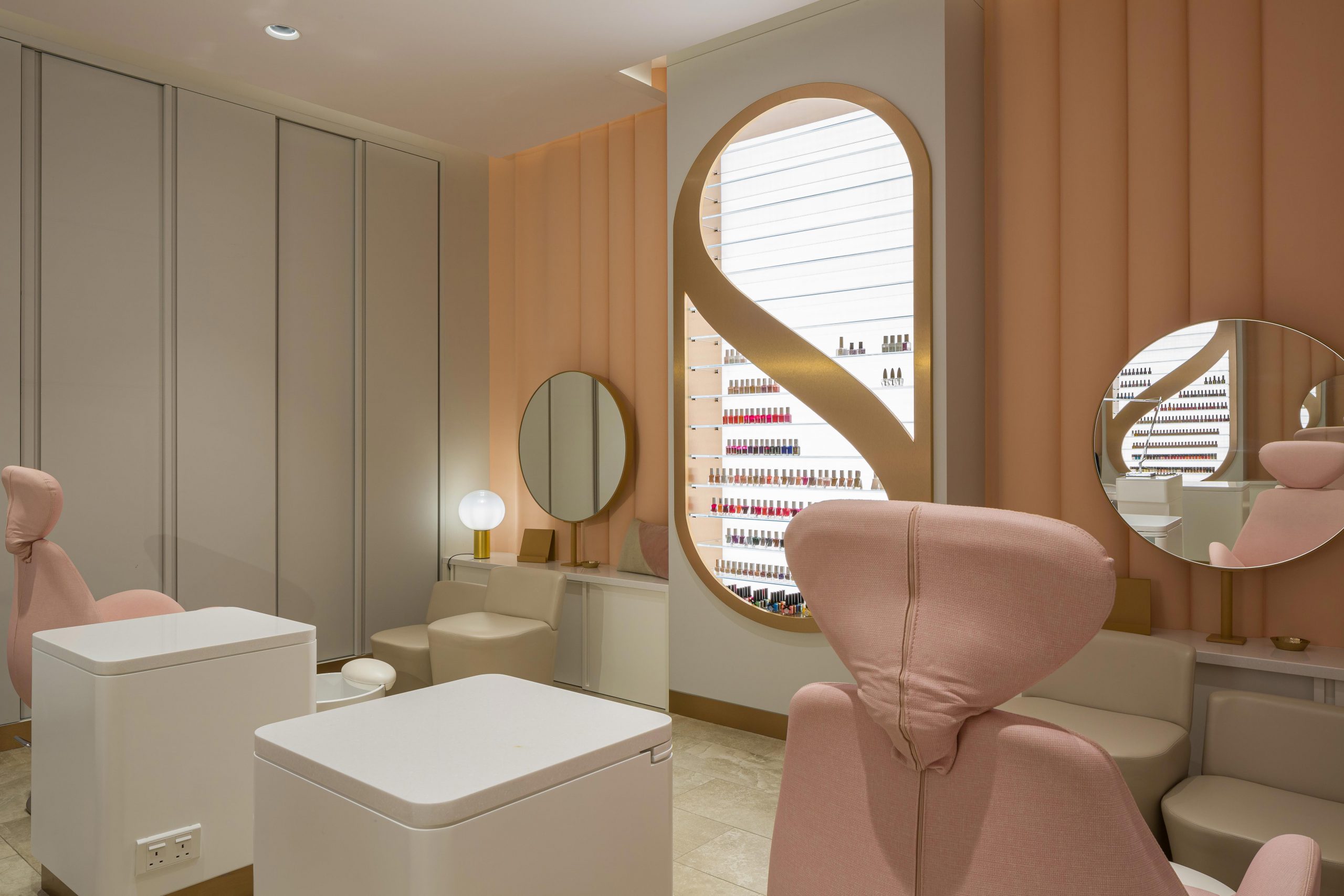 Queens Beauty Lounge  Best Beauty Lounge In Dubai